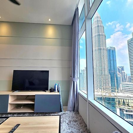 Apartment Sky By Monosuites Klcc 쿠알라룸푸르 외부 사진